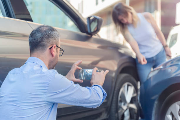Professional Commercial Auto Insurance technician working in Marbury, AL